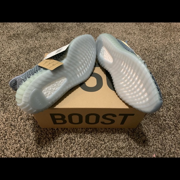 Adidas Yeezy Boost 350 V2 Ash Blue - Picture 4 of 7